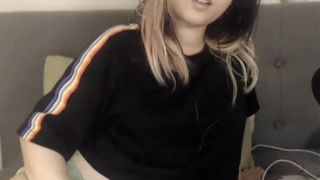 Kissingeons Camshow 2