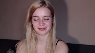 JuicePie 8182345 private recording 2018-12-01 23-14-46 private recording