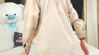 mm amazing babe gorgeous tits