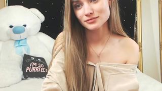 mm amazing babe gorgeous tits