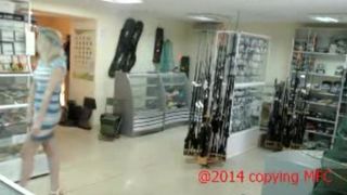 Darling_Annet public part 4 06142014 shows her ass