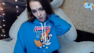 Liisppb (1-6-19) from Chaturbate