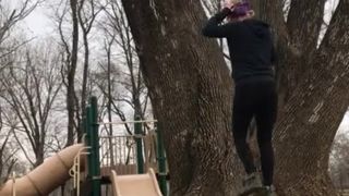 Tried to Masterbate at the Park and got Caught