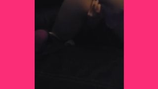 Amateur Girl Loves Playing with herself