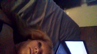 Blonde MILF makes her Panties Wet