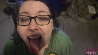 LovelyHaley's Morning Deepthroat & Facial ;)
