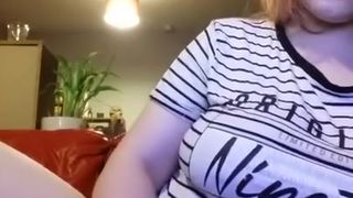 Awkward Talking, Messy Squirting, trying to be Quiet