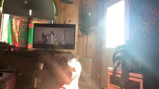 Vibin’ out Smoke Rings & High Heels