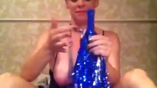 Nicki Skylar Puts her Pom-Poms in her Ass and Pussy