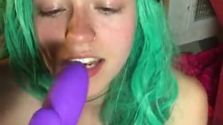 Petite Teen Legs Bound tries new Vibrating Toy