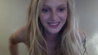 spectacular blond hot body