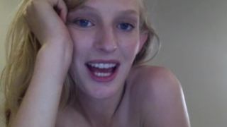 spectacular blond hot body