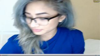 Jwwbooth spreads pussy on webcam