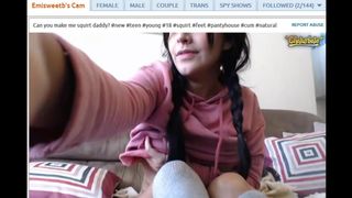 Emisweetb - teen with Daddy fetish fingers herself