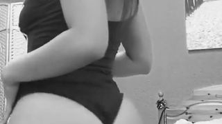 Nekane Sweet Twerking