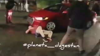 ВЫРУБИЛ С ОДНОГО УДАРА! Уличные драки, один нокаутировал троих!Бой года! Разборки, постоял за себя.