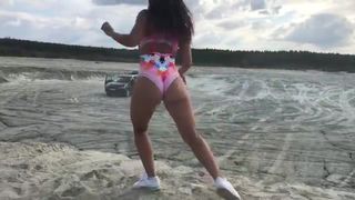 best twerk Crazy In Love Beyoncé feat. Jay-Z