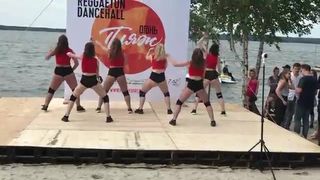 Sak Noel Salvi feat. Sean Paul – Trumpets by Royal Club