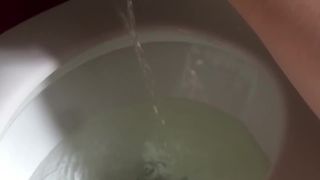 Golden Shower Slow Motion | see my Pee Clips at Freckledred.manyvids.com