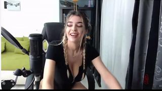 belle super hot