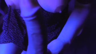 HIDDEN CAM CAUGHT SUCKING PUBLIC SOLARIUM