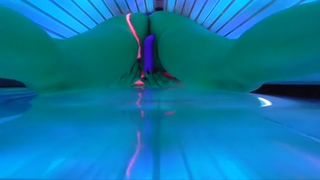 HIDDEN CAM CAUGHT GIRL MASTURBATE AT SUNBED
