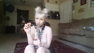 Curvy Girl Takes Huge Rip from Bong Topless and Plays with her Wet Pussy
