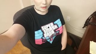 Office Slut Caught Tasting Pussy at her Desk