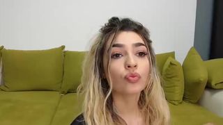 belletaylor great boobs 3