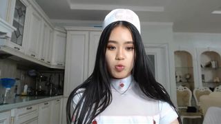 Li Chang shows pussy