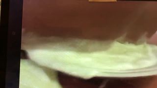 Berlin Farting on a Pie II
