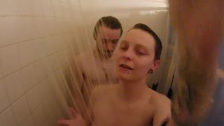 Amatuer Shower Sex- Kitty Queen