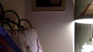 xoxo_melody takes off her shirt