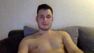 2018-12-07_21-41-32_BlondCouuple's Cam, Photos, Videos