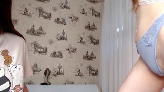 w0wgirls 2019-07-22 2