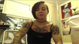 raw muscle girl confession (preview) Kinkynirvana