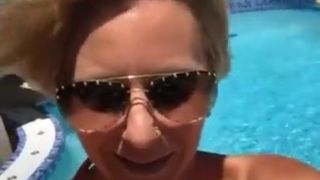 ainsleedivine - sexy mature at the pool