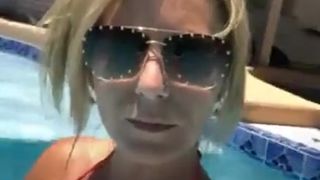 ainsleedivine - sexy mature at the pool