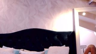 kylievondee_27092019