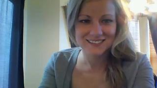 Rosiedrm webcam recording 2014 November 17_11-59-44