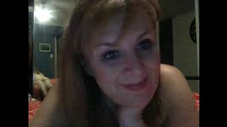 AUS Milf 'Kirky' showing her curvacious sexy naked body