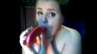 'Bunny' UK chubby plays chock and masturbate on webcam