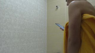 adriana_ferrari 2019.10.26 shower