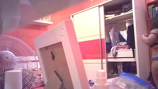 Desi UK hottie changing