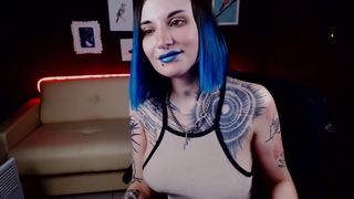 overdone_x - friendship 4 who has great  her privates