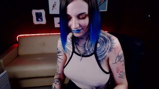 overdone_x - friendship 4 who has great  her privates