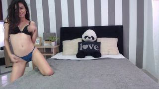 isabella_roman_22102019_2348_female_chaturbate