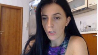 n32xtdr3amamm naughty albanian camgirl