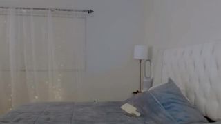 Isabelle_ LeaveYourWife 01102019