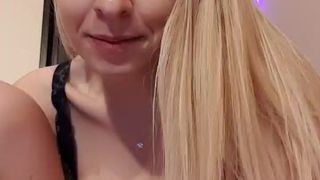 Monikag webcam show 2019-11-20_03-49-10_317